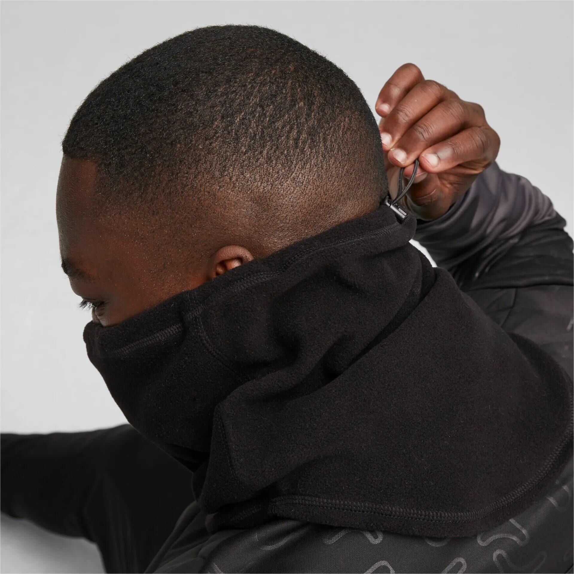 Puma Nackenwärmer individualWinterized Neck  schwarz/weiß uni