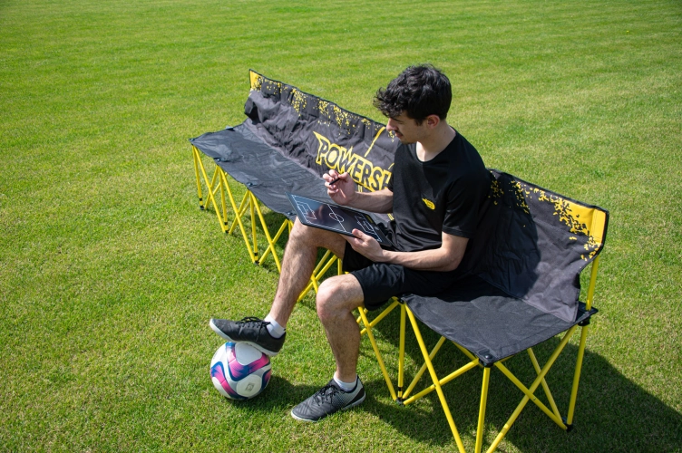 Lynxsport GmbH Faltbare Sitzbank für Spielfeldränder - wetterfest